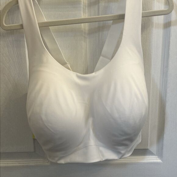 NWT All In Motion High Support Adjustable Wireless Convertible Strap Bra 42DDD - Picture 9 of 16